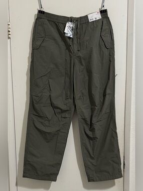 Uniqlo Men's Large Parachute Pants Olive-Green (33-36" Waist, 30" Inseam) NWT